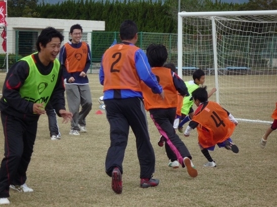コカ・コーラウエストKids親子サッカー教室開催！！