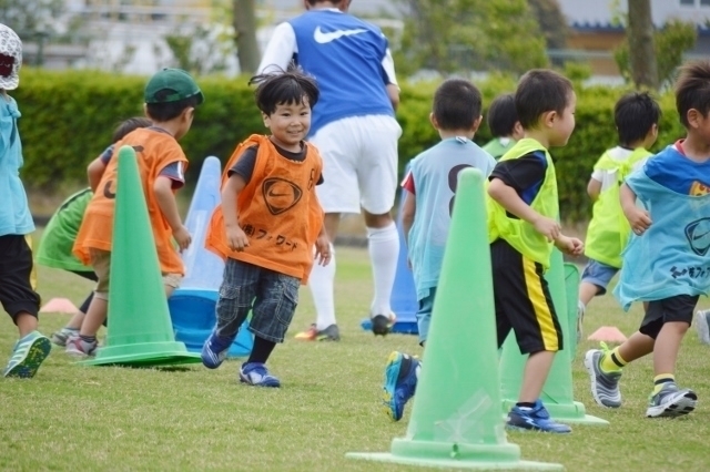 ＊　キッズサッカー教室　＊