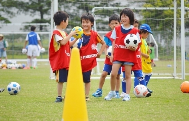 ＊　キッズサッカー教室　＊